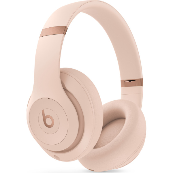 Beats Studio Pro Kim Special Edition Луна 3